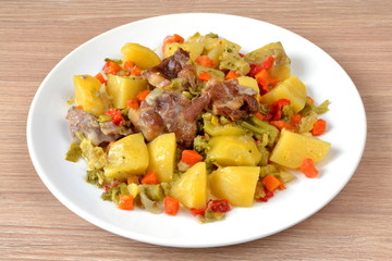 zapiekanka warzywna z karkówką