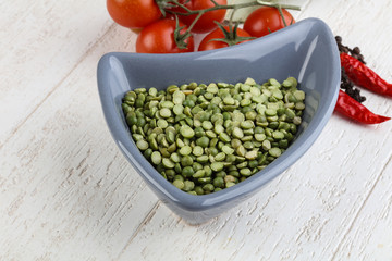 Fototapeta na wymiar Dry green peas