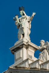 Fototapeta premium Statue of Saint Maria at Basilica Santa Maria Salute Venice