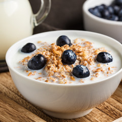 Müsli mit Blaubeeren - Cerals with blueberries