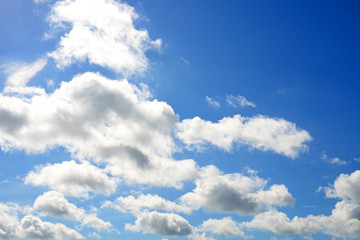 Naklejka na ściany i meble 沖縄上空のさわやかな空と雲