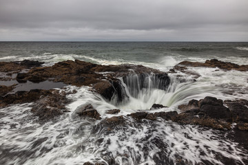 Thor's Well, Oregon