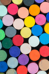 Round oil pastels crayons