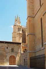 Fototapeta na wymiar An der Kathedrale in Leon Kastillien