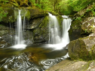 Fototapeta na wymiar Irland, bei den Torc Wasserfällen