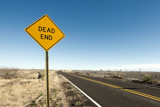 Dead End Sign Stock Illustrations – 1,610 Dead End Sign Stock  Illustrations, Vectors & Clipart - Dreamstime