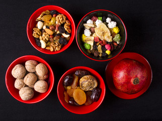 dried and fresh fruits