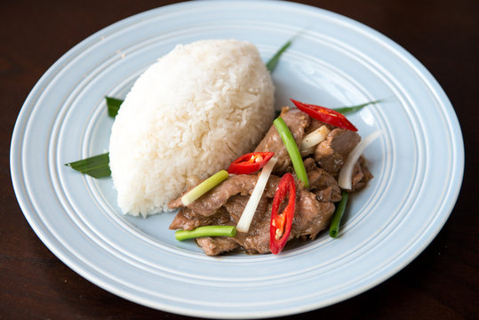 Thai beef stir fried with jasmine rice.