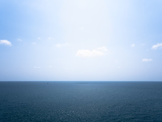 Fototapeta premium Blue sea and sunlight in a tropical style of Thailand