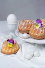 Easter cakes and eggs