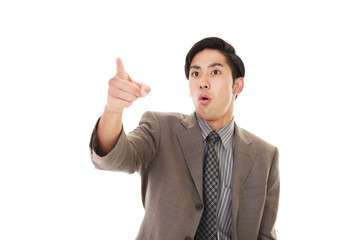 驚いた表情のビジネスマン