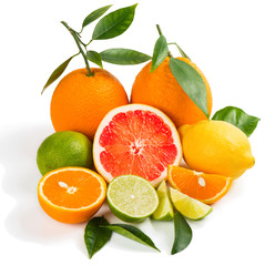 Pile of citrus fruits
