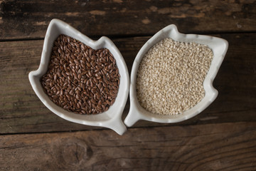 sesame and  linseed in the bowls