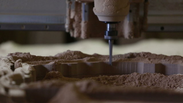 Milling cutting machine makes in wood