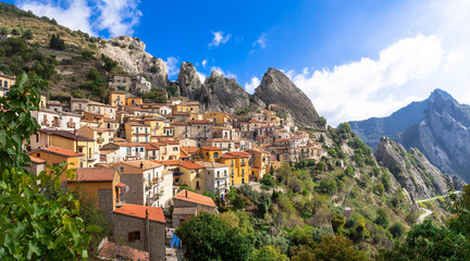 Fototapeta na wymiar Mountain village Castelmezzano , Basilicata, Italy