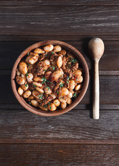 beans with meat and tomato sauce