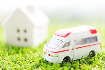 救急車 © sharaku1216