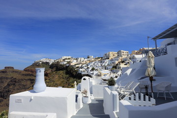 Fototapeta premium White architecture on Santorini island, Greece. Beautiful landscape with sea view
