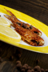 Grilled fish with lemon