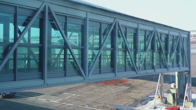 Airport jetway terminal