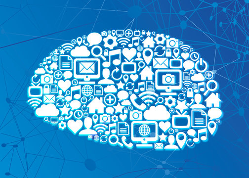 Cervello pieno di icone social su sfondo di rete internet
