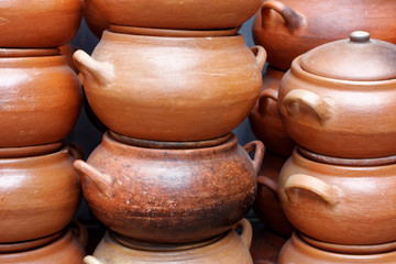Fototapeta na wymiar clay pots at market in Lima