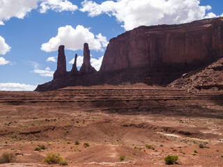 Three Sisters, Monument Valley, Utah