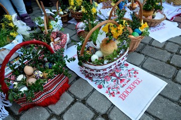 Koszyki wielkanocne. Święconka © Pawel Gruntowicz