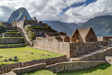 Crédence de cuisine en verre imprimé Machu Picchu Ruins of old buildings in Machu Picchu, city of Incas in  Peru