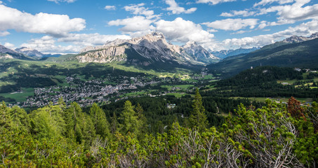 Naklejka premium Le Tofane, Dolomites