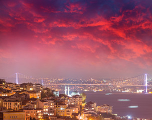Obraz premium Istanbul at night. Beautiful sunset city skyline