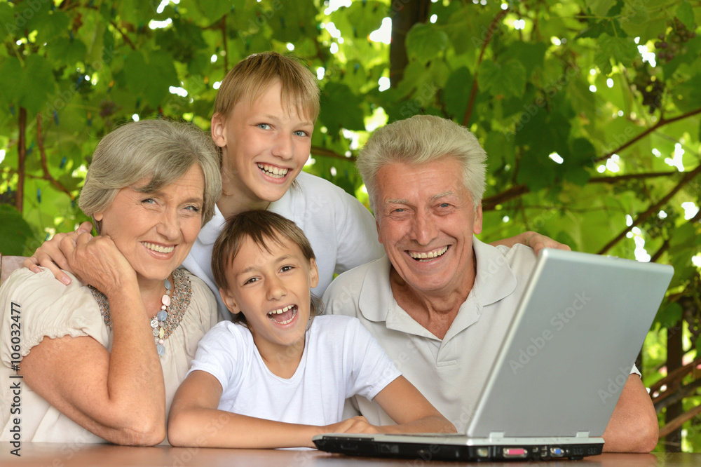 Sticker family with laptop