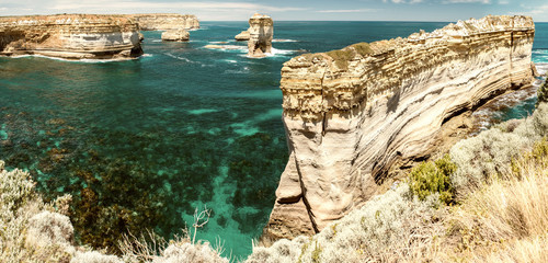 Magnificent coastal view along Razorback viewpoint - Great Ocean
