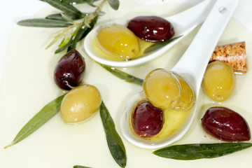 Fototapety  oliwki i oliwa z oliwek