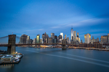 Obraz premium Milky Manhattan