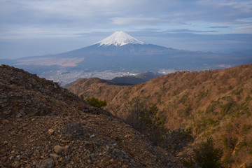 Fototapeta premium Mountain Fuji and cliff seen from Mountain Mitsutoge