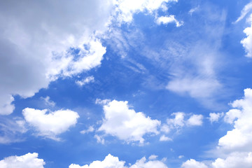 Obraz na płótnie Canvas cloud in blue sky