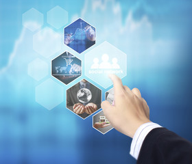 Reaching images streaming, digital photo