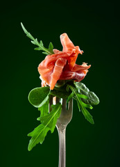 jamon with spinach and arugula