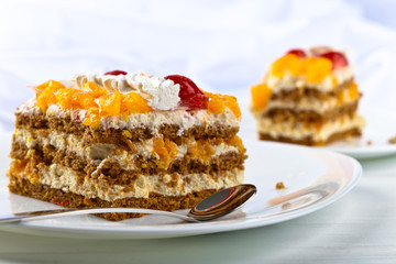  honey cake with strawberries and orange