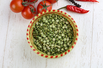 Dry green peas