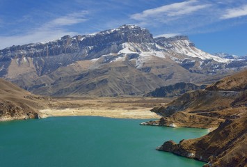 Obraz premium Pond in Caucasus