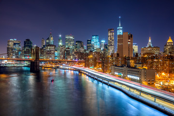  New York City night scene with Manhattan skyline and Brooklin B