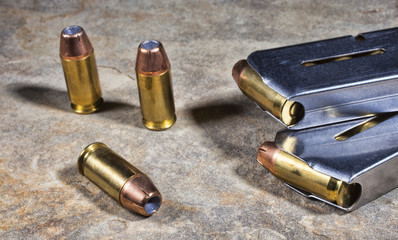 Handgun ammunition