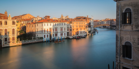 Fototapeta na wymiar Ponte dell'Accademia and Grand Canal in Venice