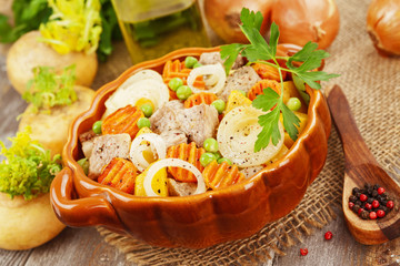 Meat stew with vegetables