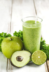 Green juice. Healthy drink.