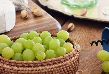 Weintrauben in Körbchen / Foodstyling
