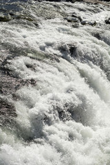 曽木の滝の水の流れ