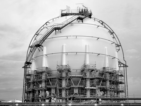 Spherical Type ,LPG Storage Tank.                        